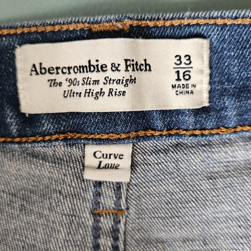 Abercrombie & Fitch Curve Love The '90s Slim Straight Ultra High Rise Jeans - Picture 9 of 12